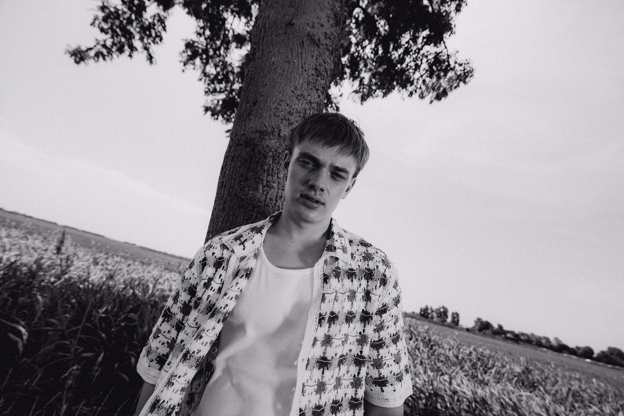 LEVKA prägt mit „vertigo“ modernen deutschen Indie-Pop neu