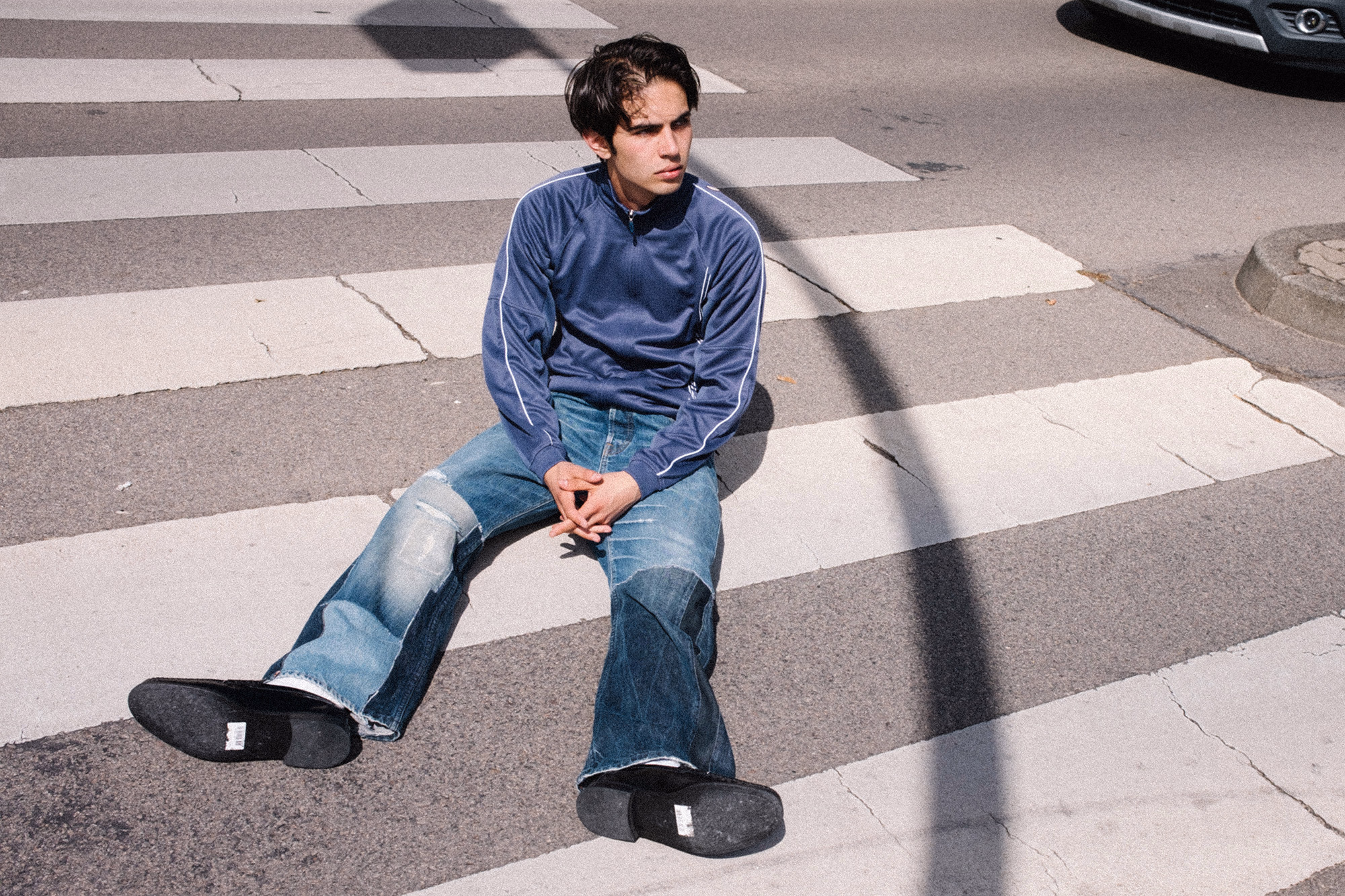 Jassin kehrt mit emotionaler Ballade „Dein Herz“ zurück